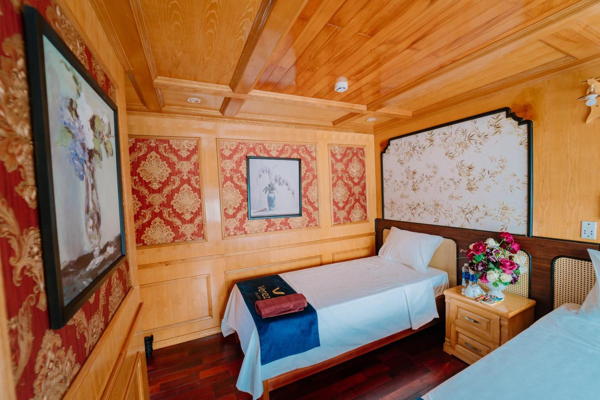 Venezia Cruises Hotel Ha Long Eksteriør billede