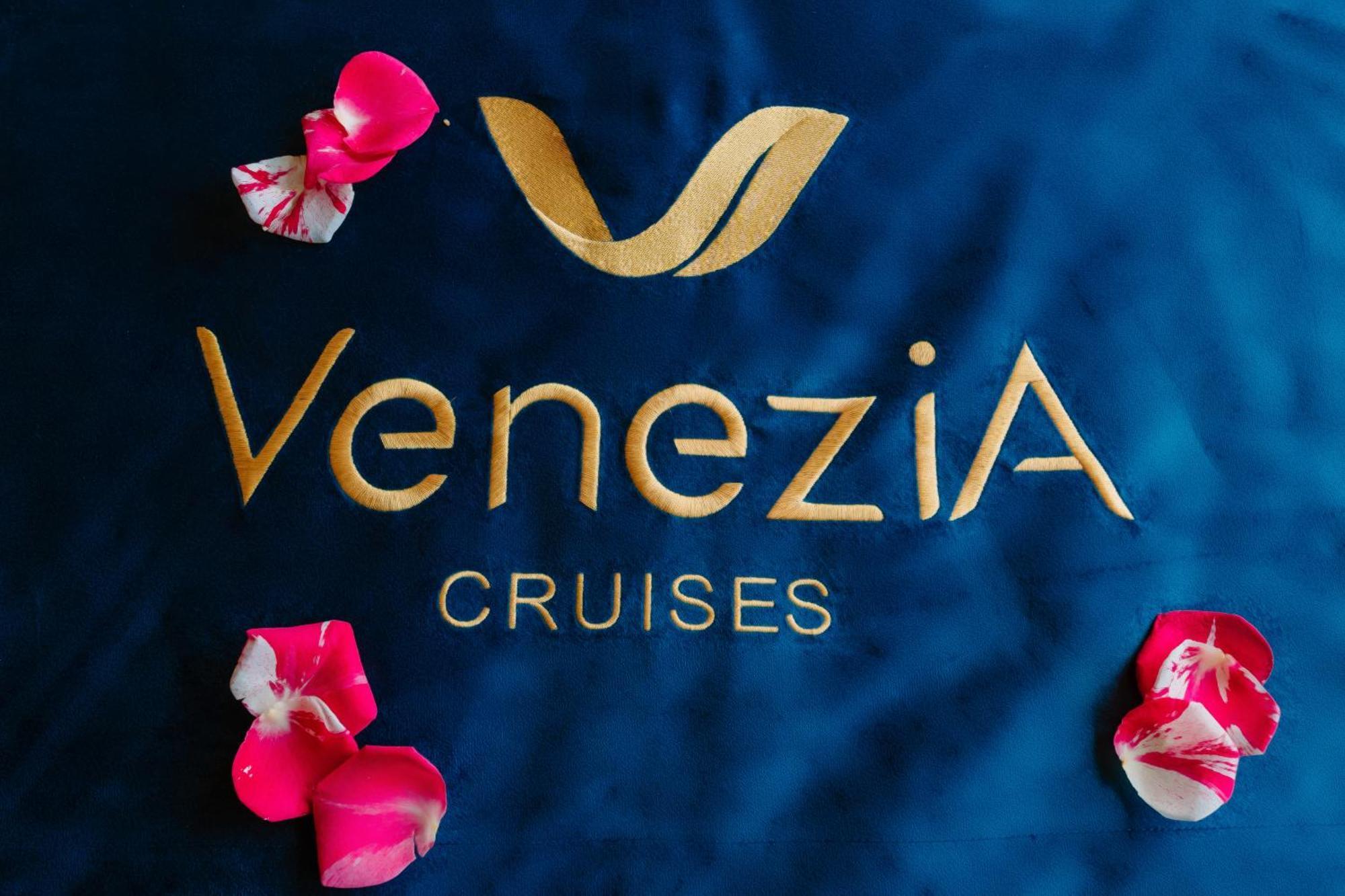 Venezia Cruises Hotel Ha Long Eksteriør billede